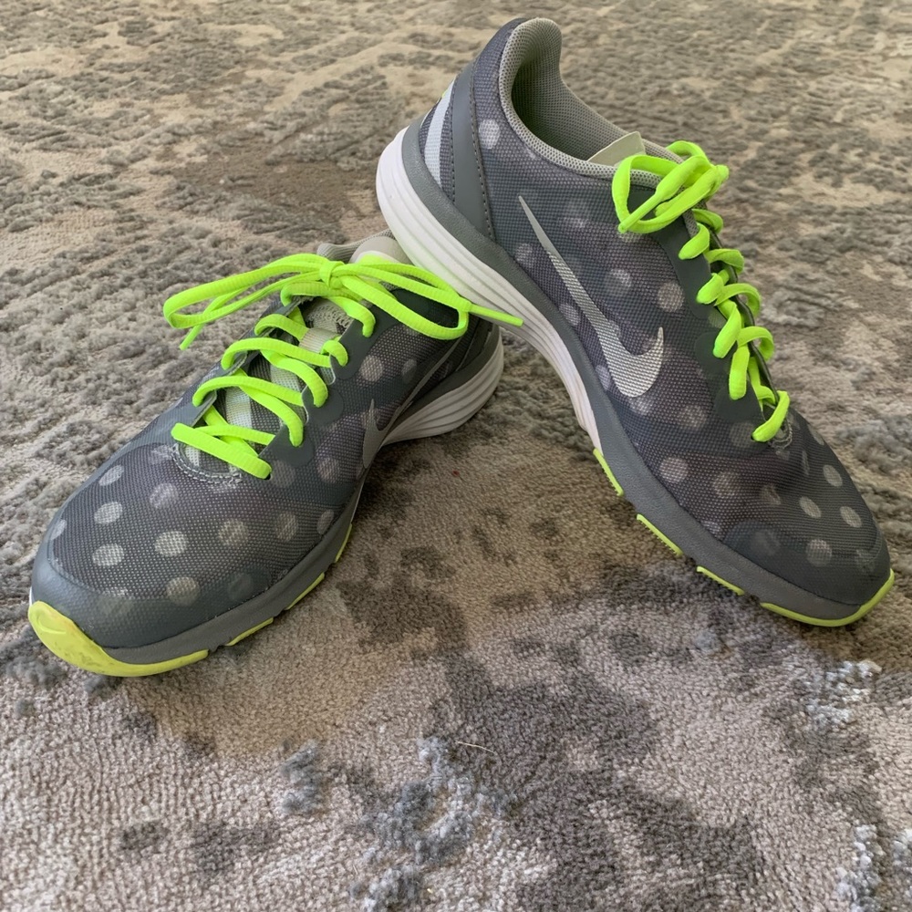 Nike Dual Fusion TR Polka Dot Trainers